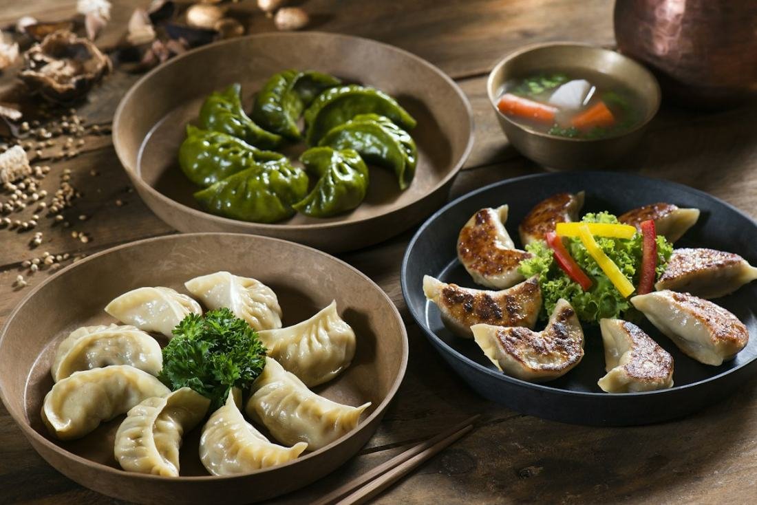 Momos on the pass